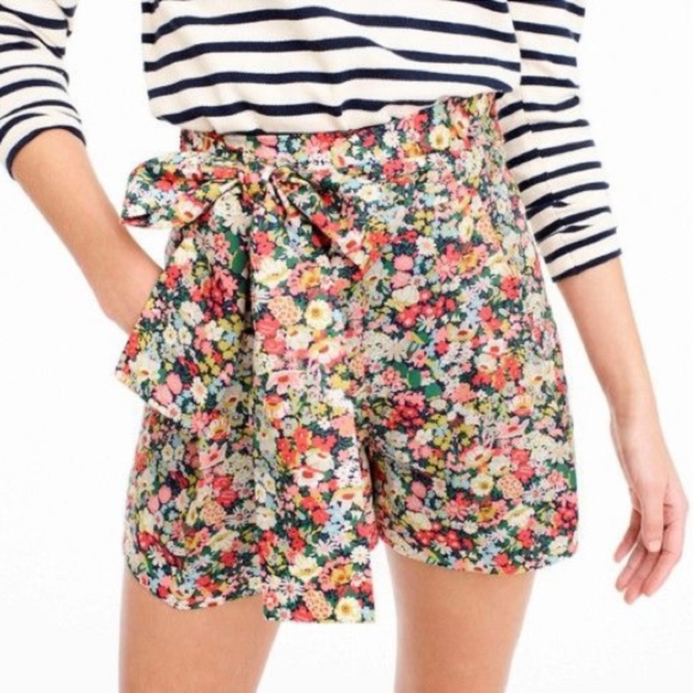 J. Crew x Liberty Fabric Thorpe Floral Shorts Size 2